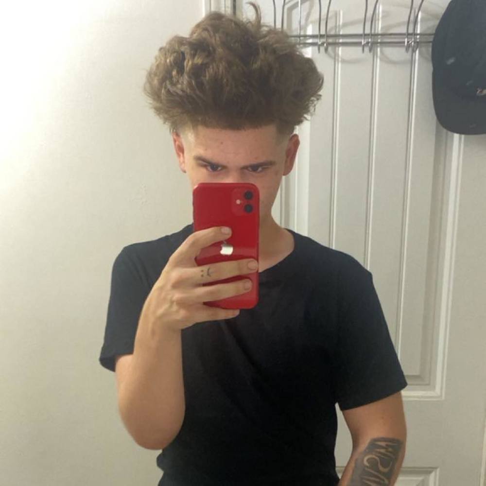 Meet your Posher, Josh